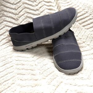 Skechers - Go Walk  Resalyte - Slip On - Gray - Women's - 7.5